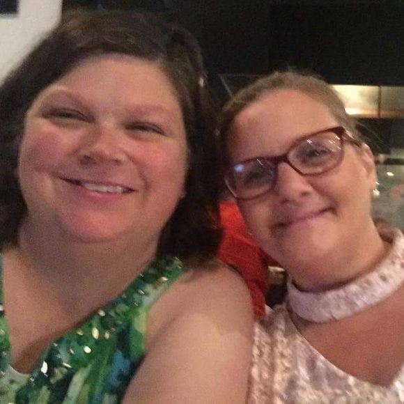 Meet your Posher, Melissa - Picture 1 of 1